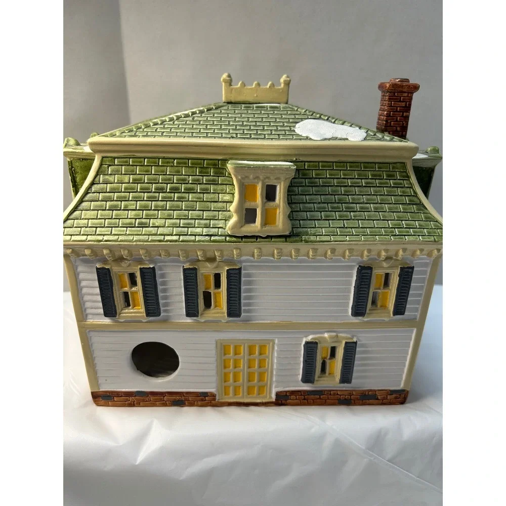Department 56 Snow Village Maple Ridge Inn 1988 Christmas Building 5064-4